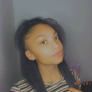 Meet your Posher, Janai